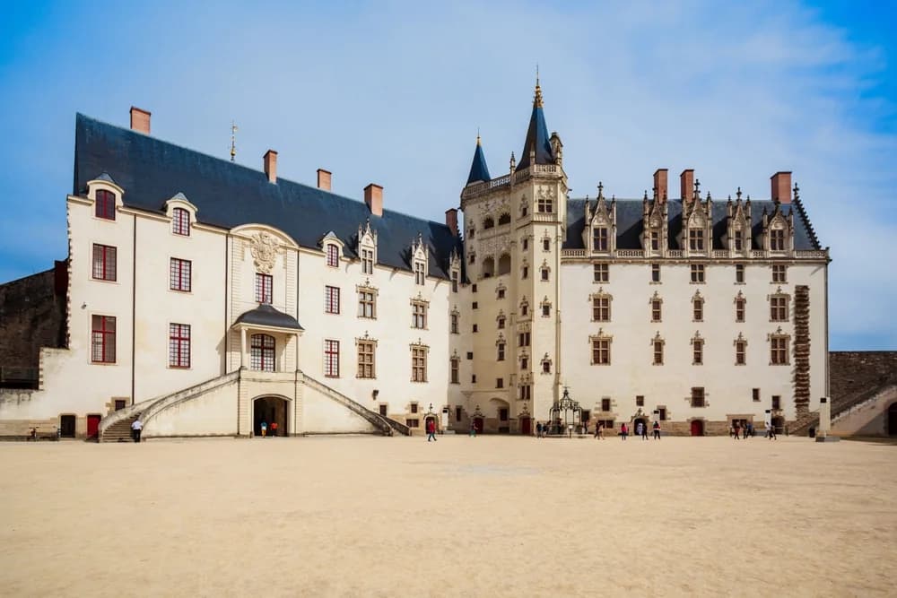 How to Finance a Castle Purchase (Even Without a Traditional Mortgage)
