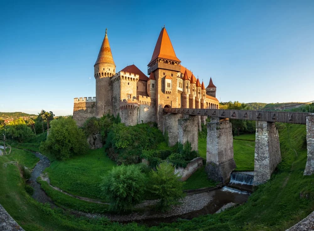 Forgotten Castles of Eastern Europe: 12 Atmospheric Ruins and Estates to Discover
