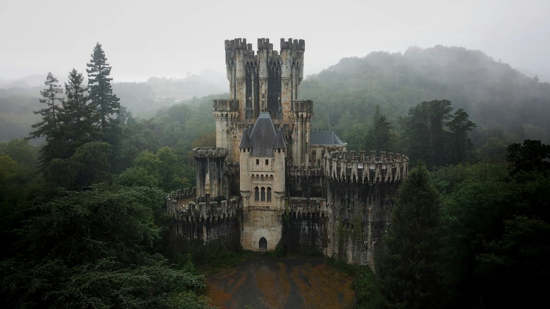The Most Haunted Castles in Britain and Beyond, and the One You Can Sleep In
