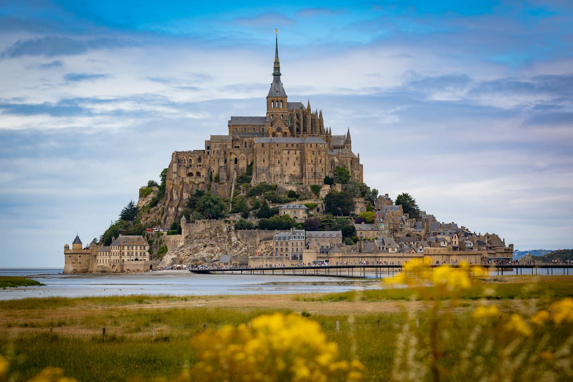 How Many Castles Are in France?