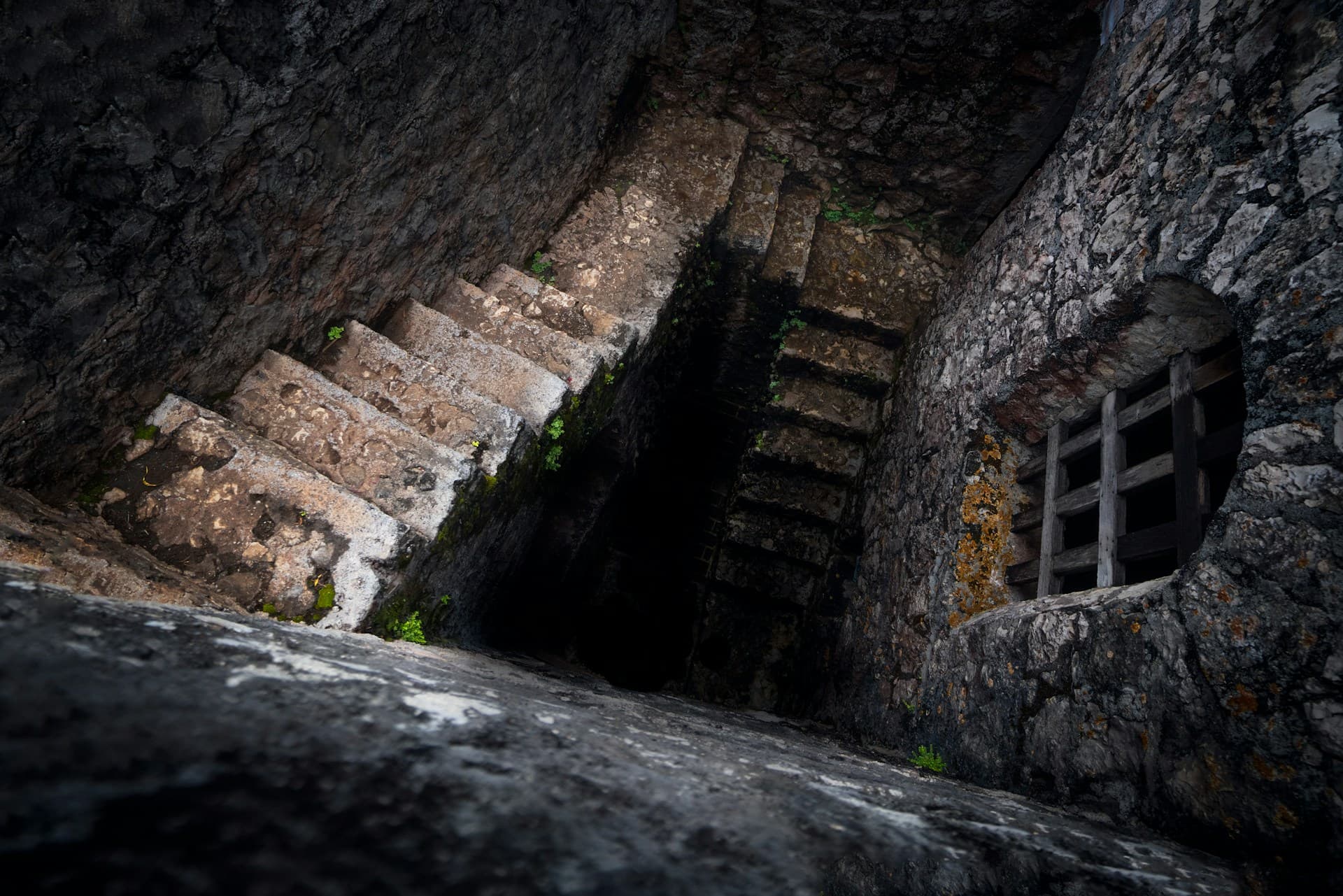 26 Facts About Castles: The True Stories Behind the Myths