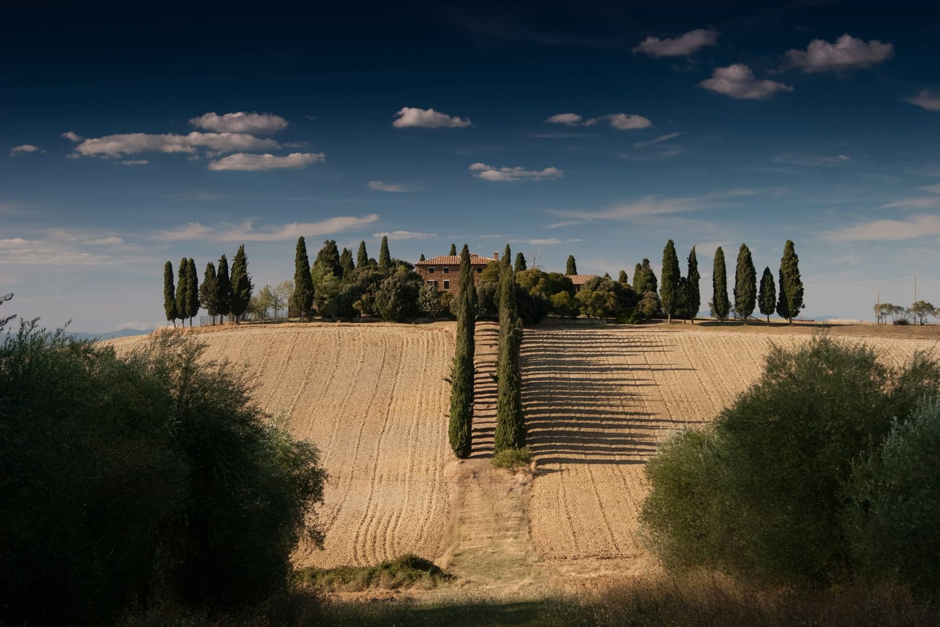 Why Italian Castles Hide Their Prices