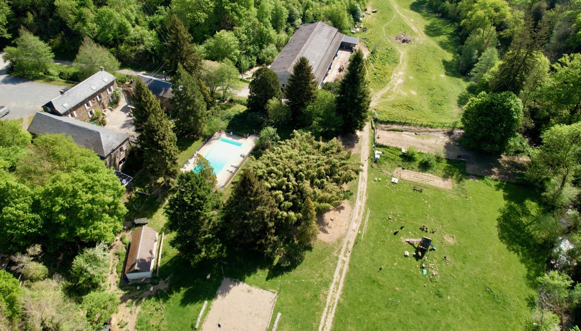 Castle 772 Sqm 30 Bedrooms 4