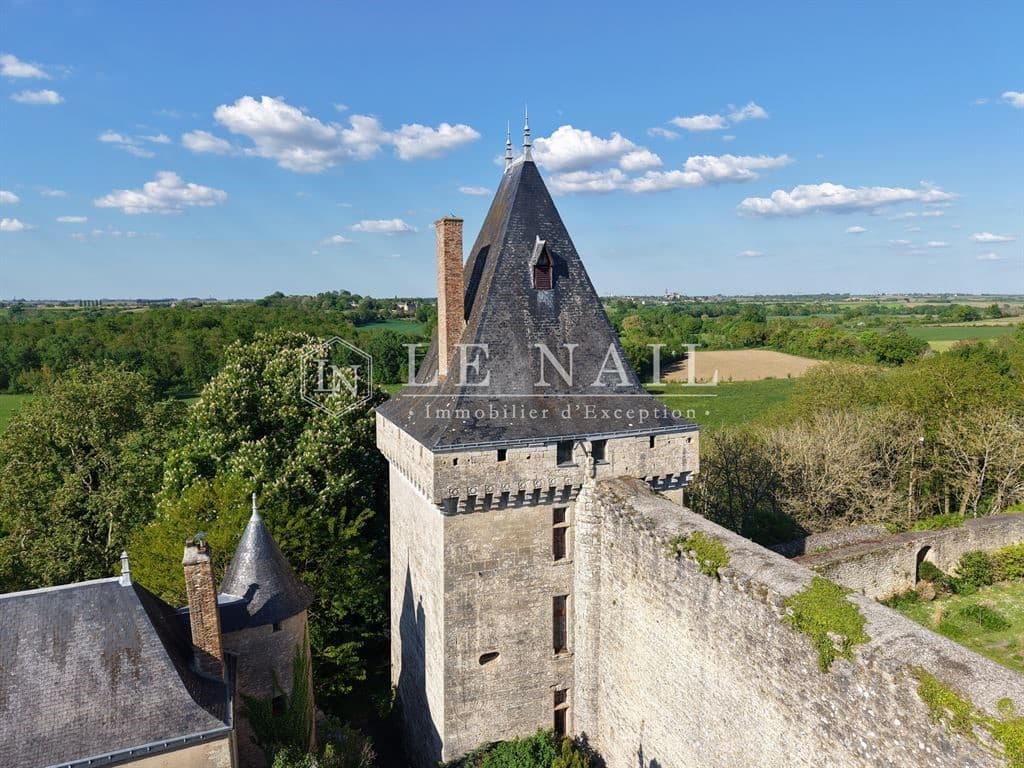 Historic Medieval Castle with 5 Bedrooms and Expansive Grounds 5