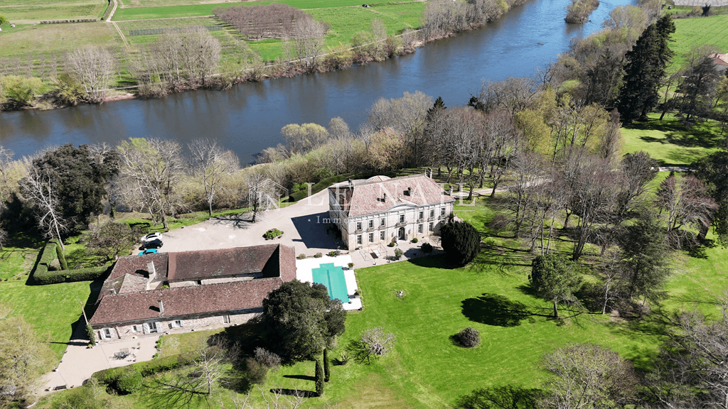 Elegant 18th Century Château with Spacious Living and Park Views 3
