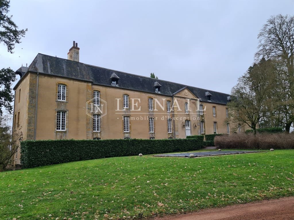 Historic Château With 12 Bedrooms And Stunning Gardens 4