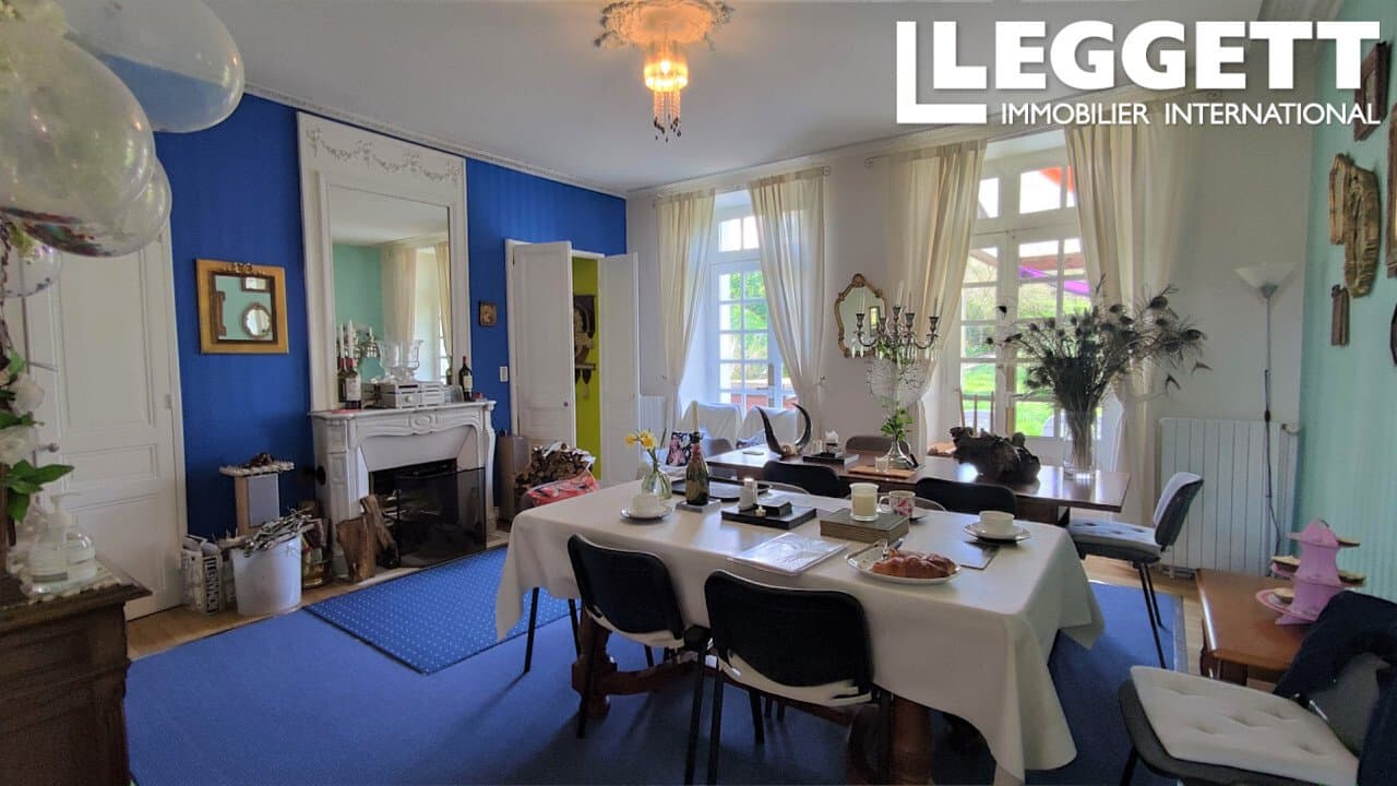Exceptional 19th Century Château With Grand Entrance Hall And Walled Garden 5