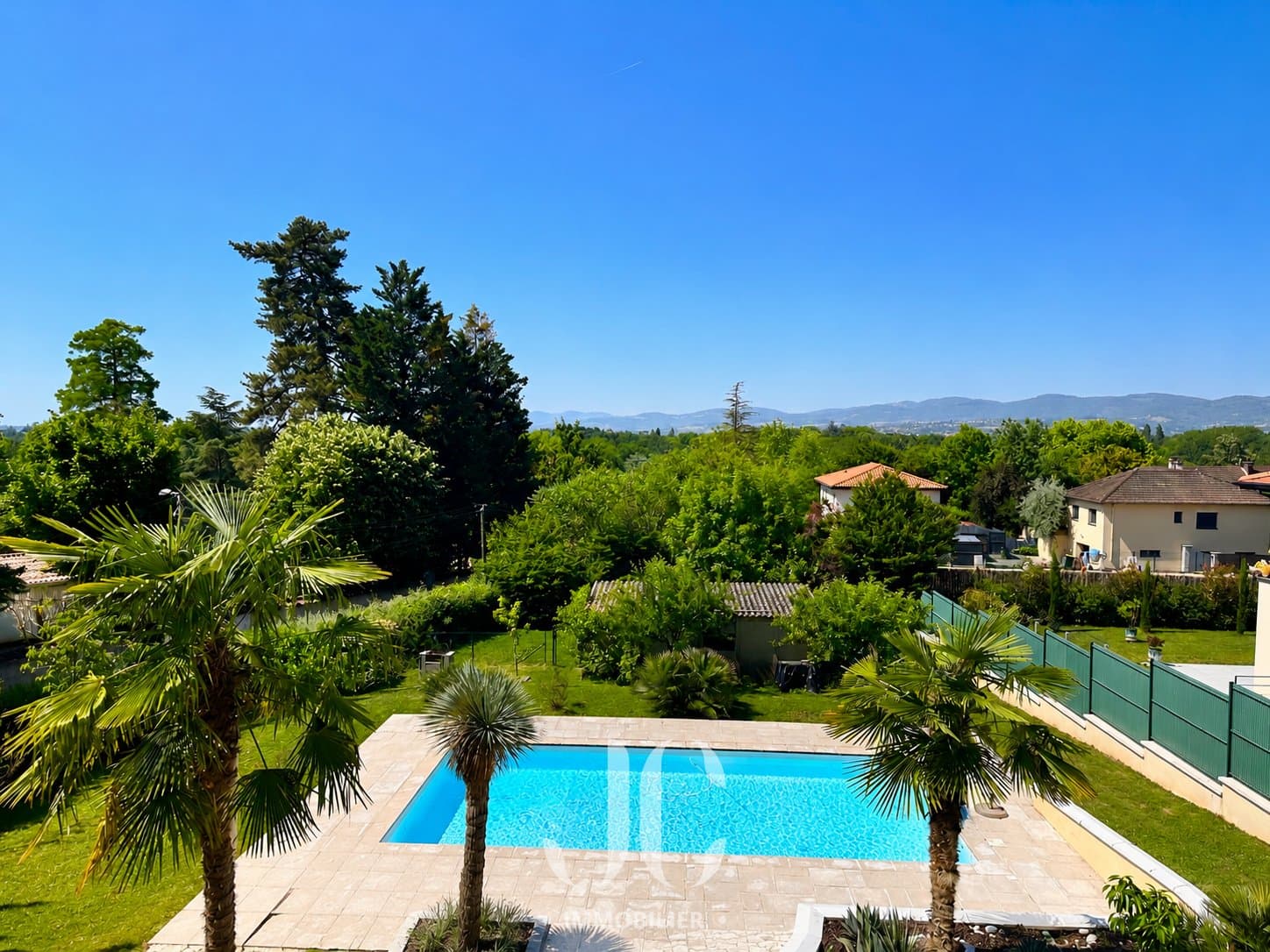 Elegant Family Home With Pool And Stunning Views Near Lyon 3