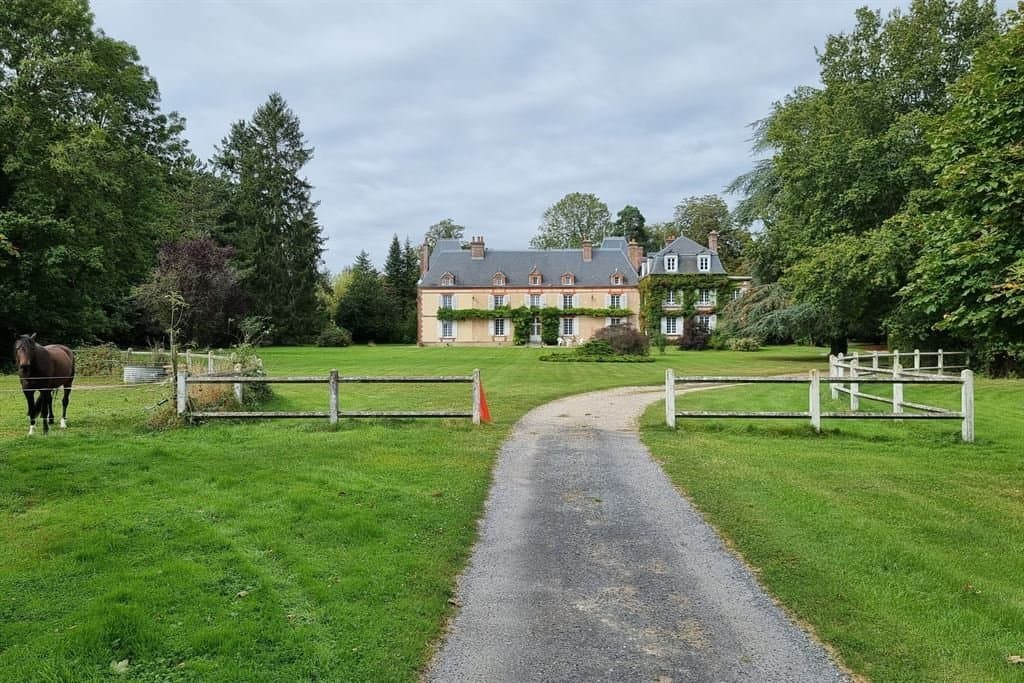 Elegant 17th Century Château With Outbuildings In Rural Normandy