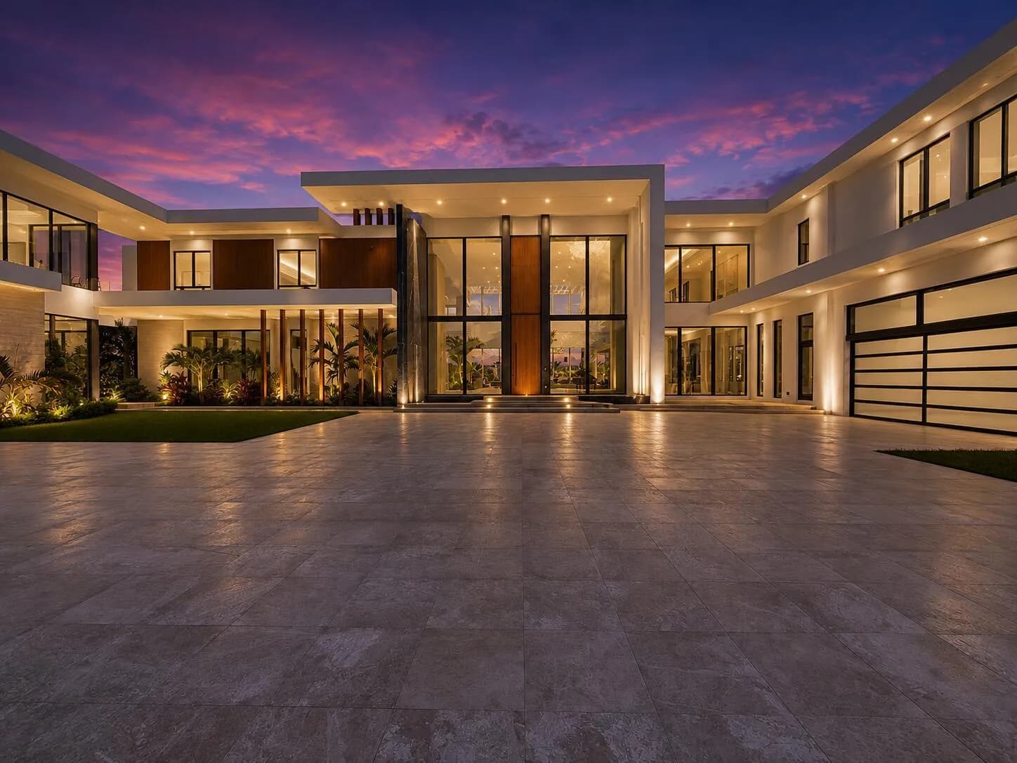 Extraordinary Single Family Residence with Private Resort Amenities 2