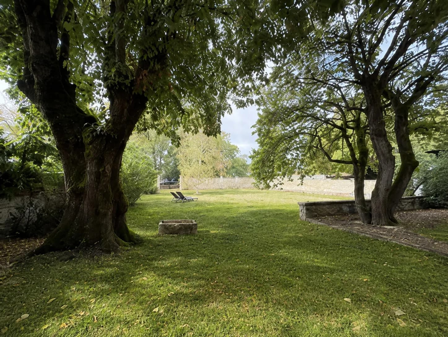 Renovated 18th Century Character House with Gîtes and Wellness Area 3