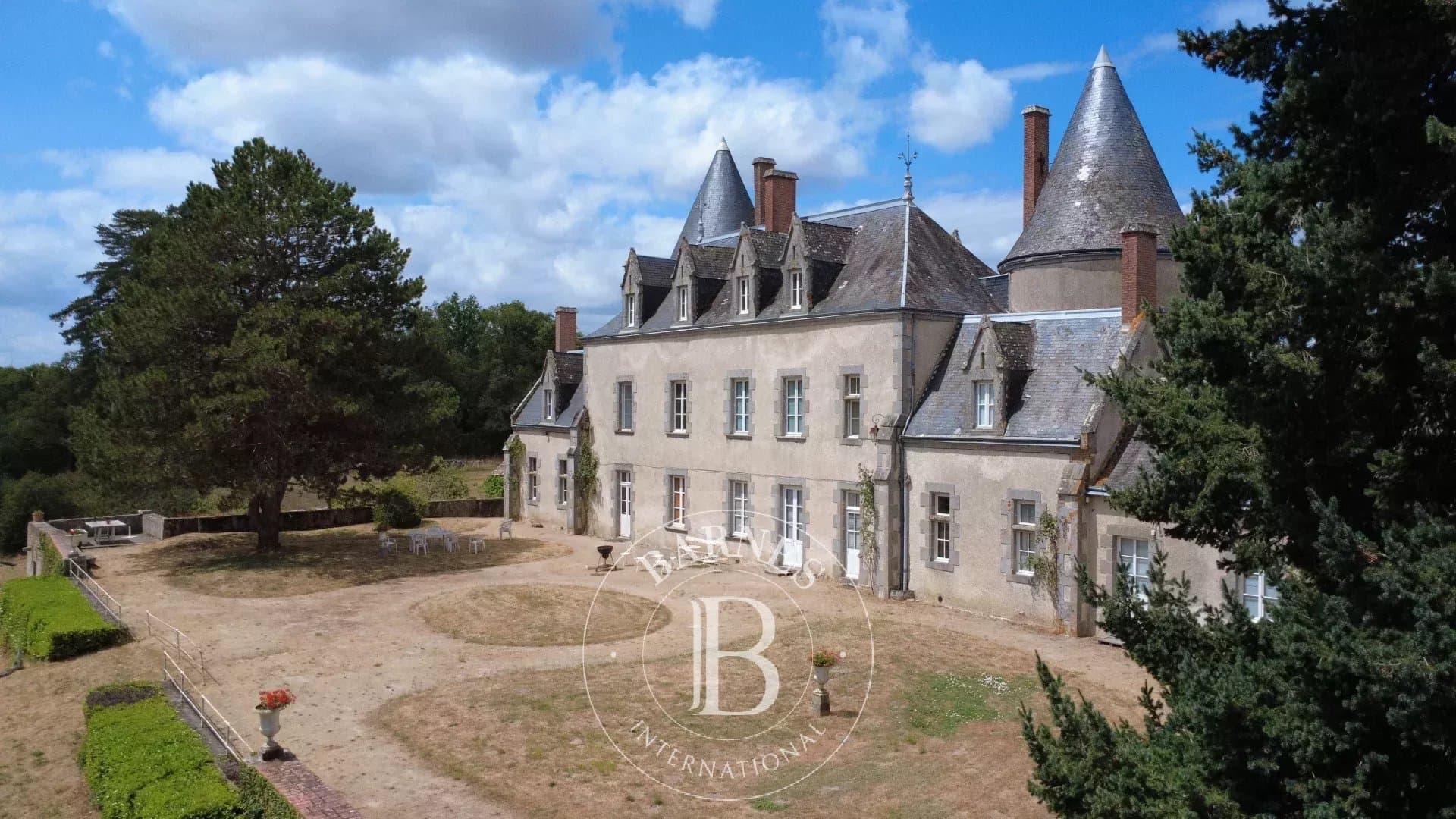 Historic Château With Expansive Estate And Stunning Views 3
