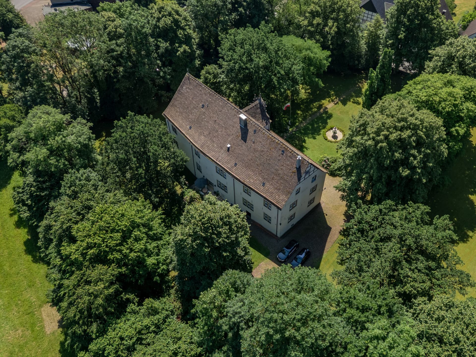 Schloss Alverdissen: A Timeless Cultural Monument with Rich History 2