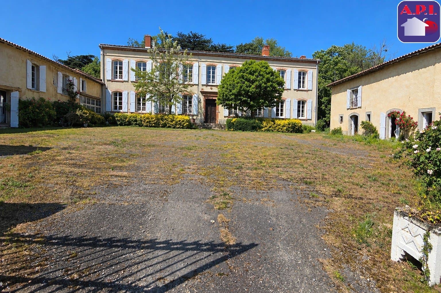 Prestigious Château with Outbuildings on 11 Hectares