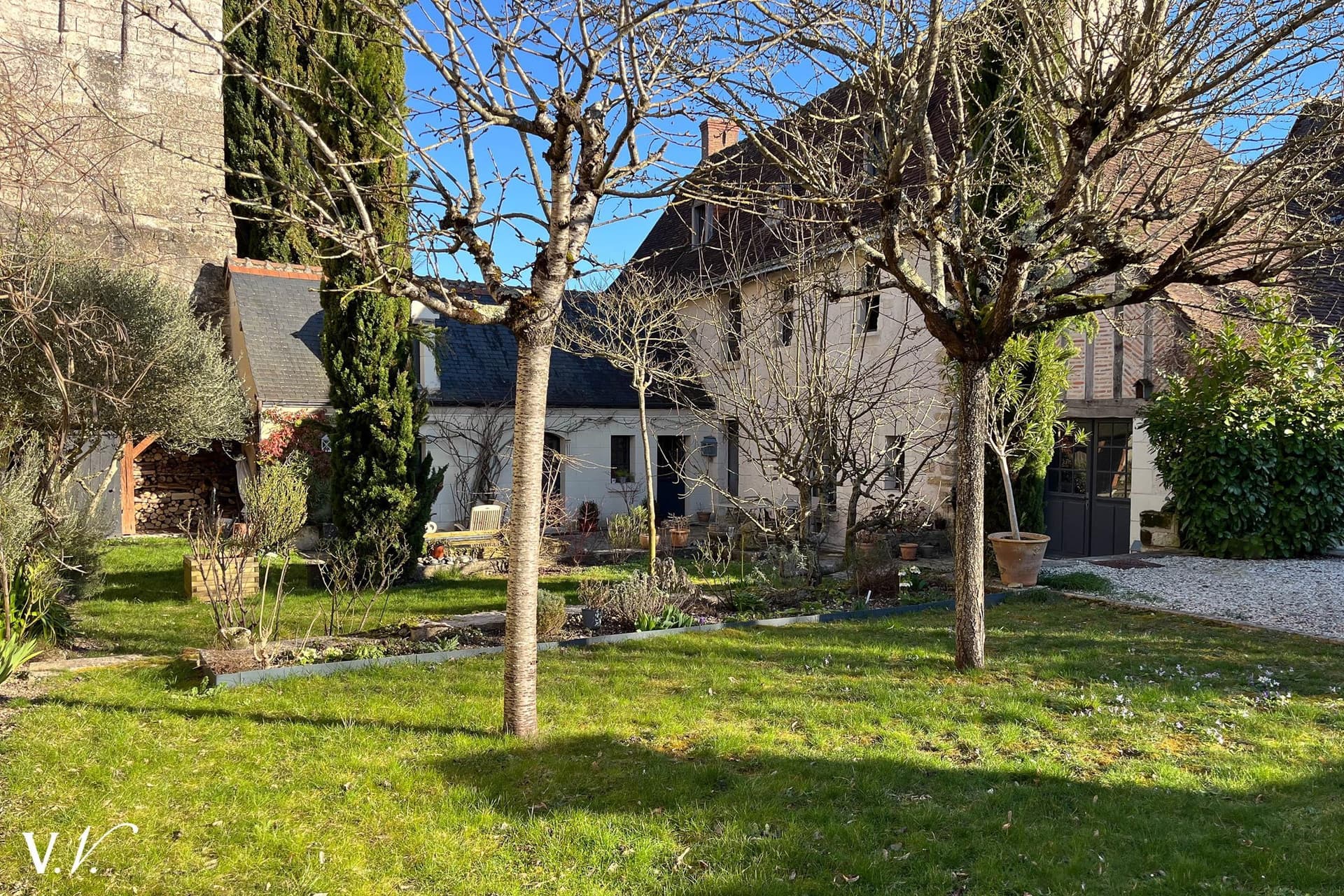Charming 15th Century Rectory With Swimming Pool 2