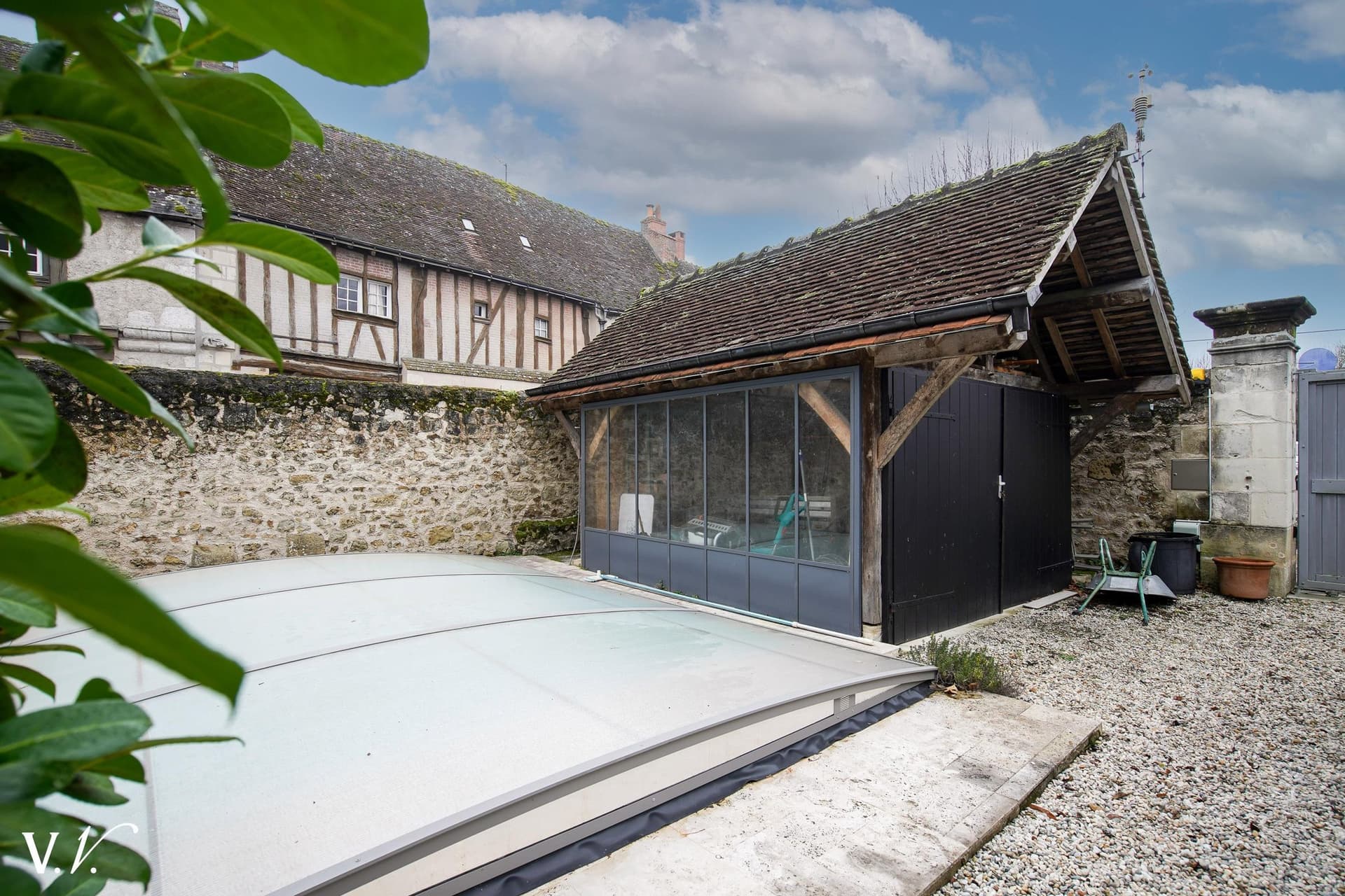 Charming 15th Century Rectory With Swimming Pool 3