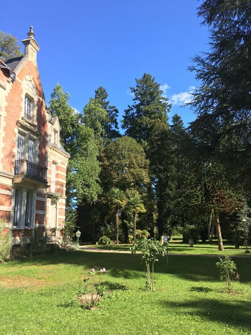 Elegant Castle with 9 Bedrooms and Large Swimming Pool 5