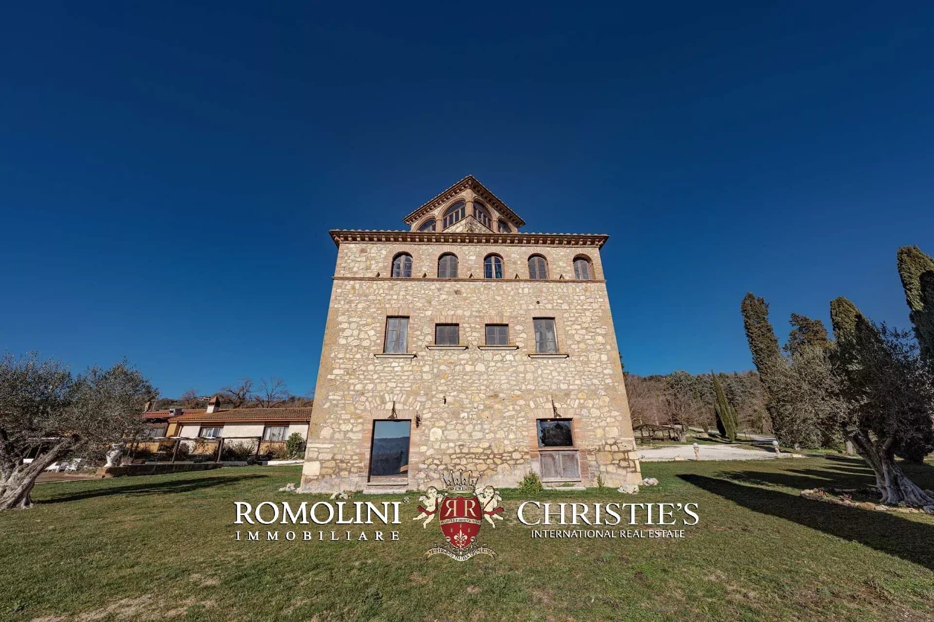 Restored Medieval Castle With Villas And Wellness Center In Umbria 4