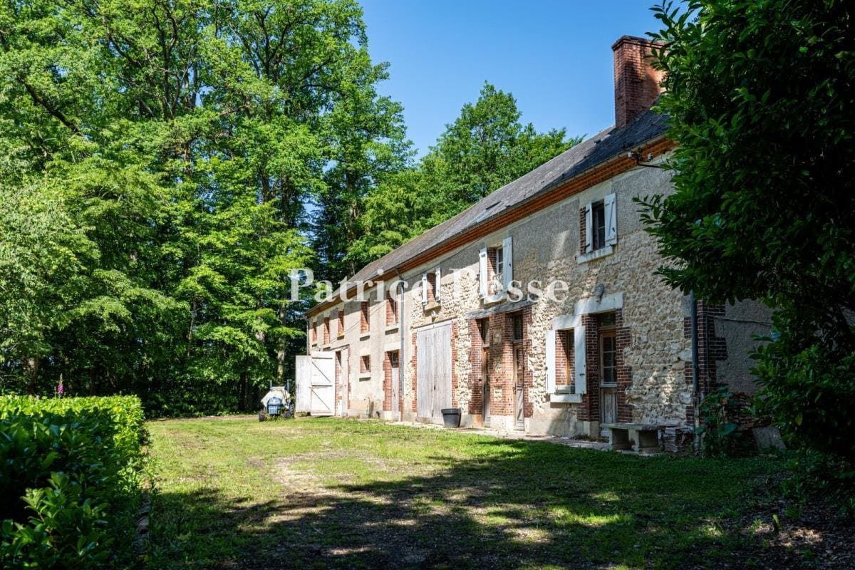 Castles for sale in Nièvre