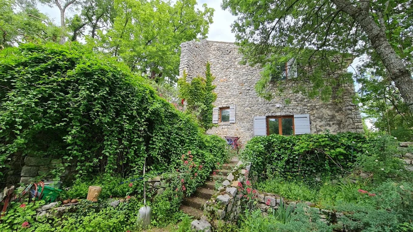 Isolated Real Estate Complex With Castle Ruins And Chapel 5