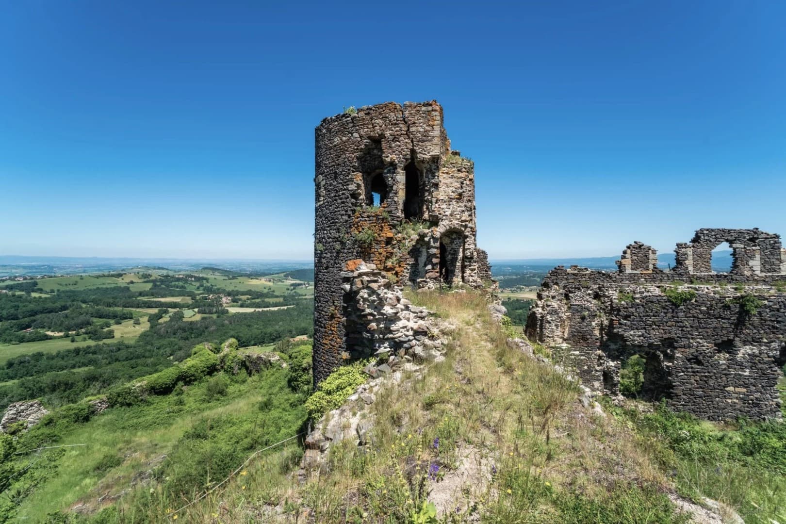 Historic 13th Century Château with Panoramic Views 5