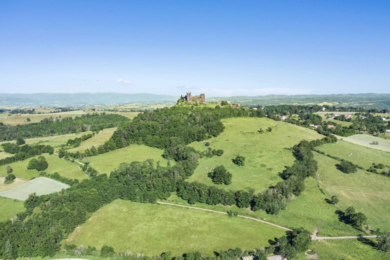 Historic 13th Century Château with Panoramic Views 3