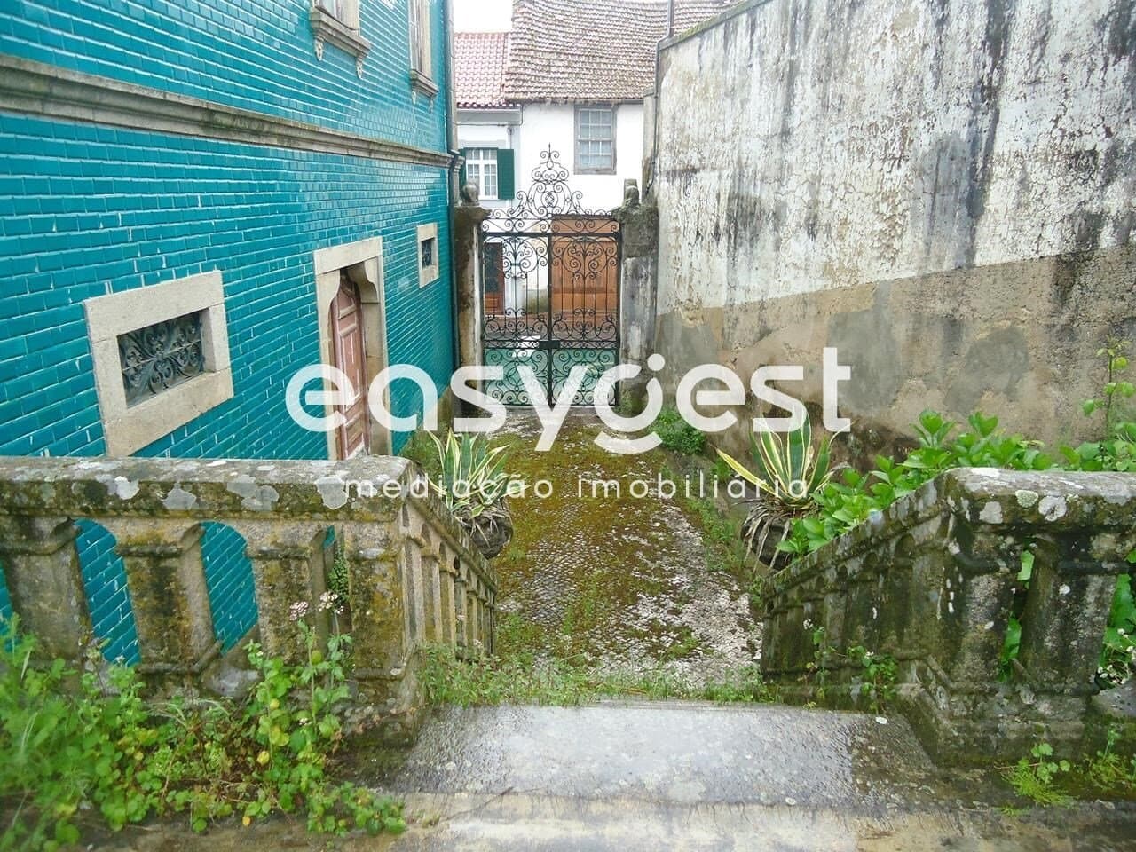 Charming 1930s Mansion With Garden And Leisure Rooms 4
