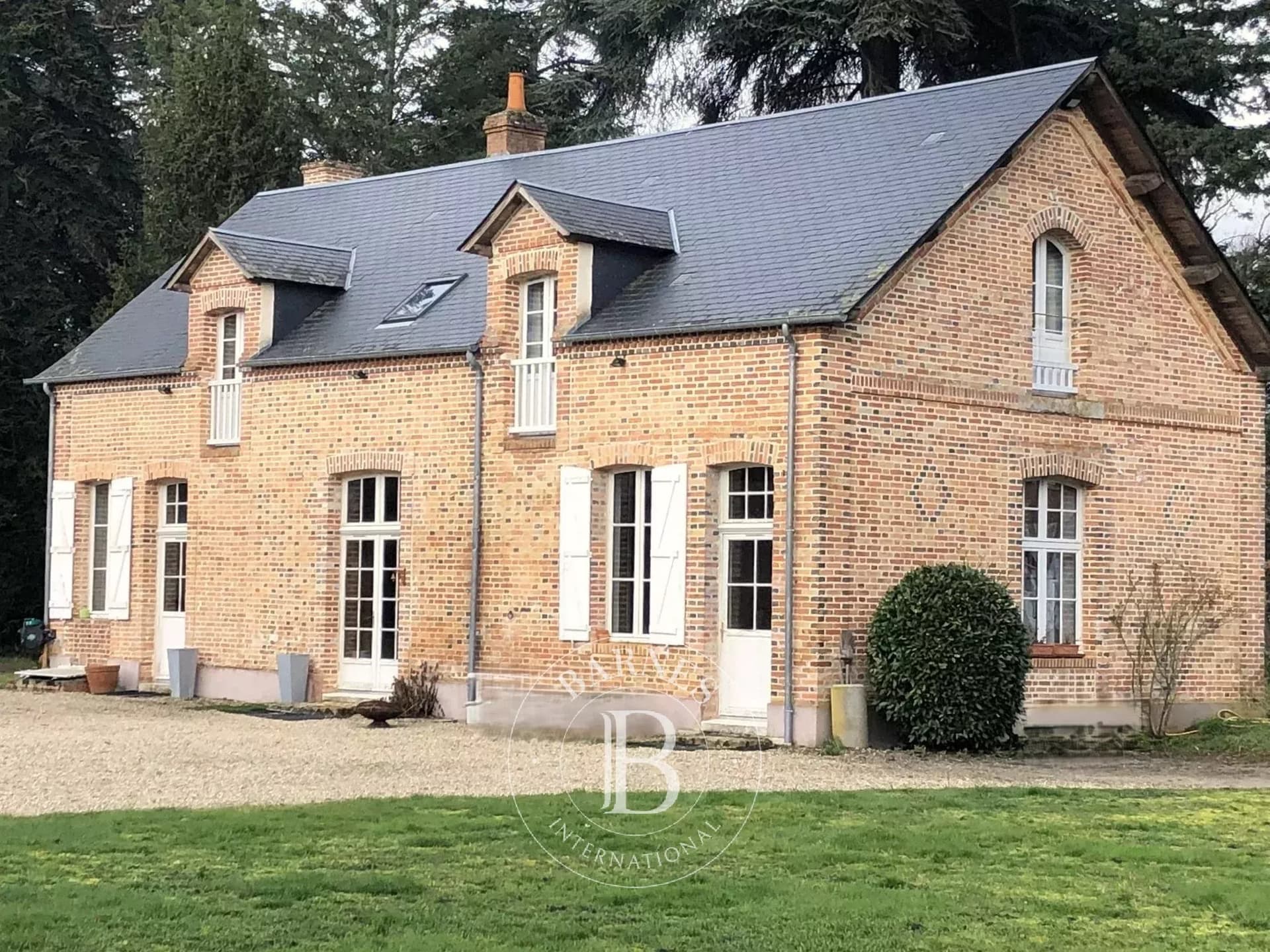 Château with Guest House and Hunting Lodge in 51 Hectares of Wooded Grounds 2