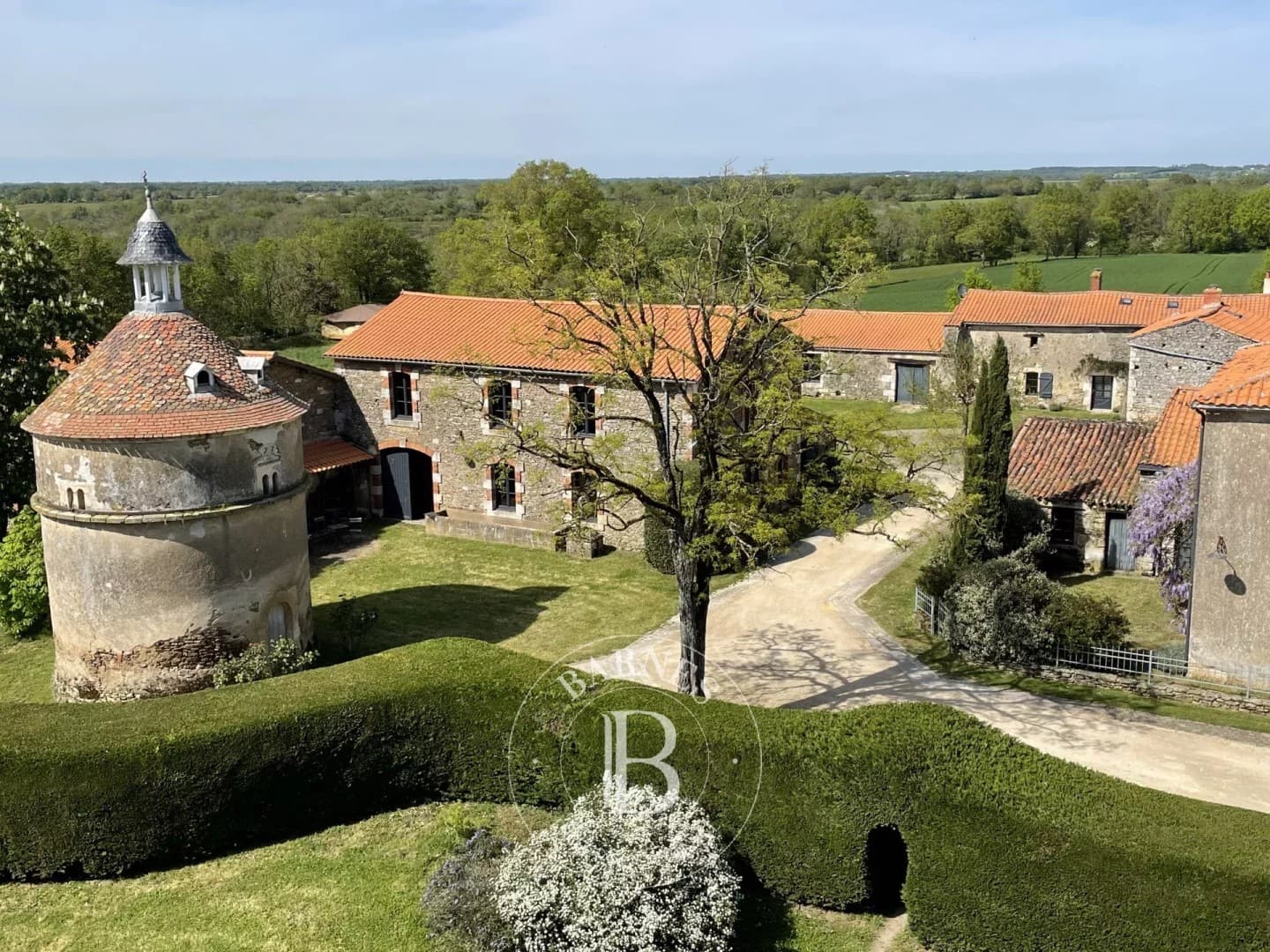 Château with Gîtes and Heated Pool in the Vendée 4