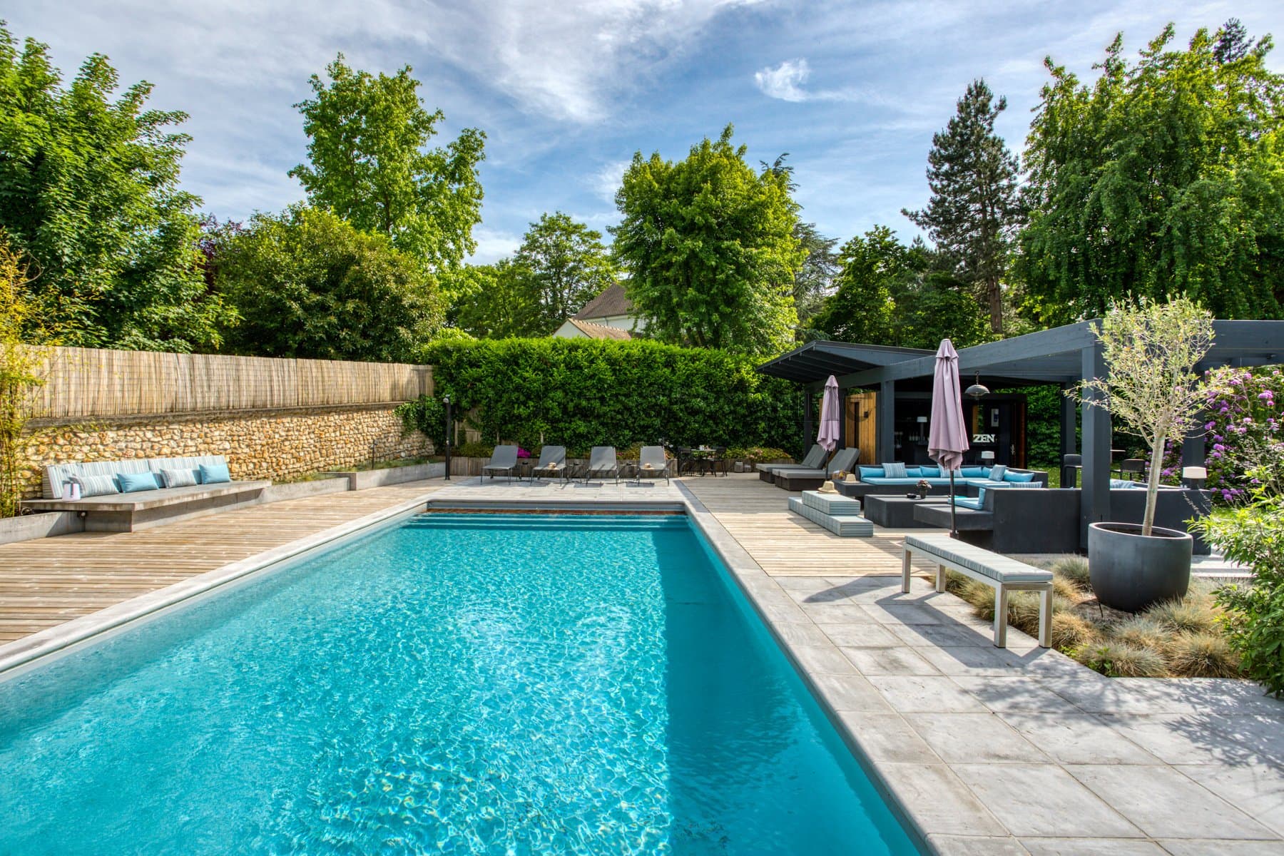 Historic Prieuré With Guest House And Heated Swimming Pool 2