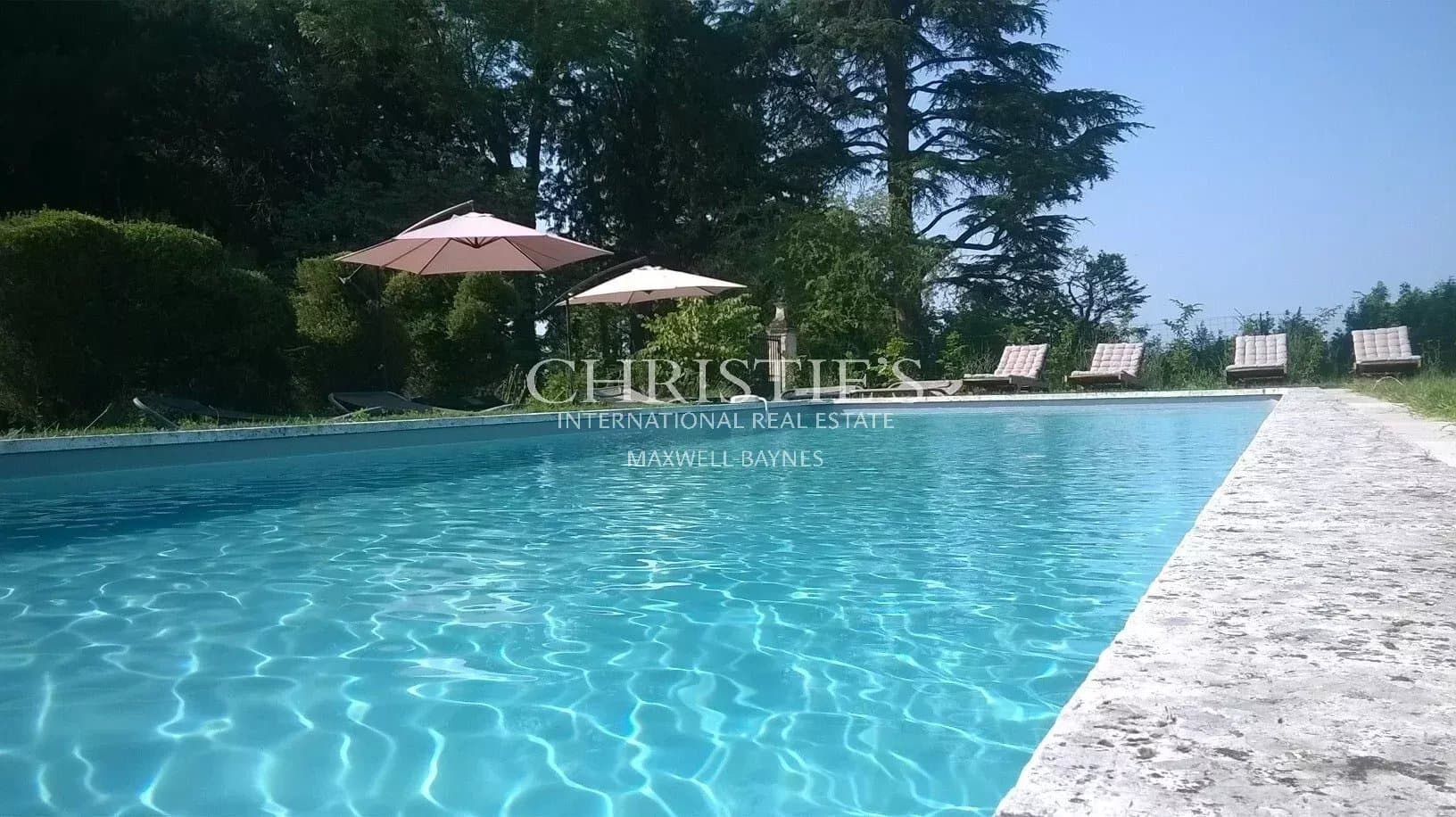 Château With 7 Bedrooms And Heated Pool Near Angoulême 3