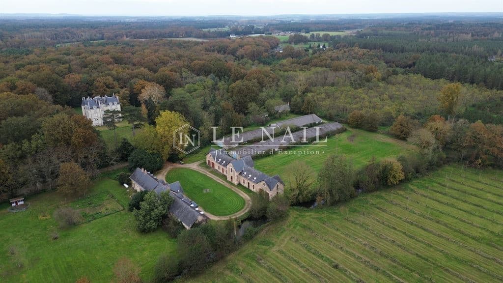 19th Century Château with Lodges and Wooded Park in Anjou 5