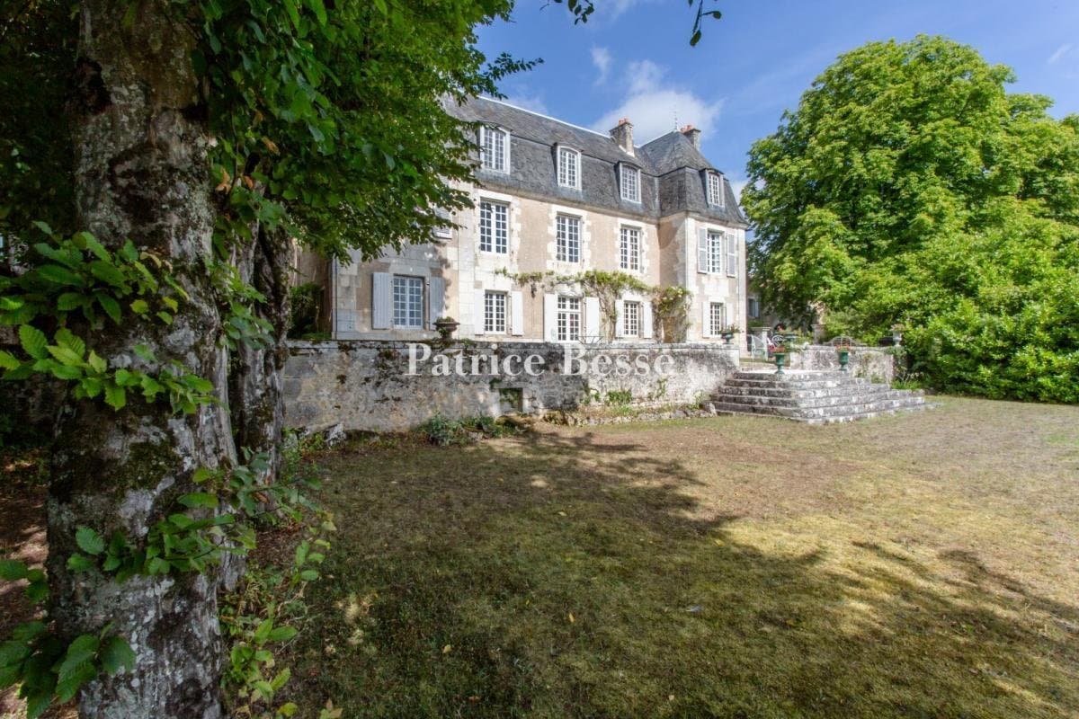 Château With Adjoining House And 3,000 Sqm Garden 2