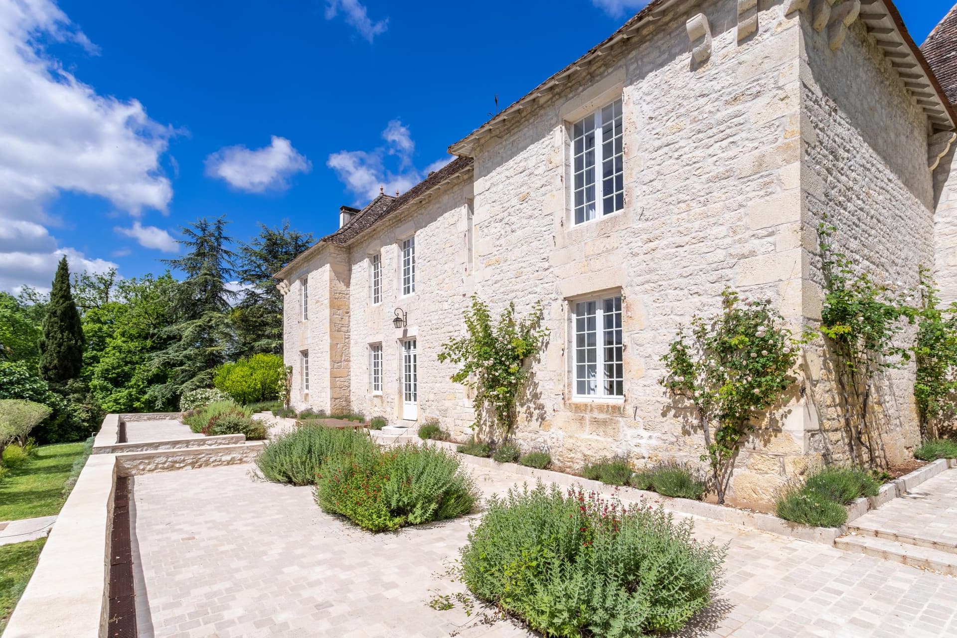Exceptional 15th Century Château With Studios And Expansive Grounds
