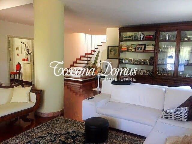 Charming Semi-Detached Villa With Private Garden Near Siena 5