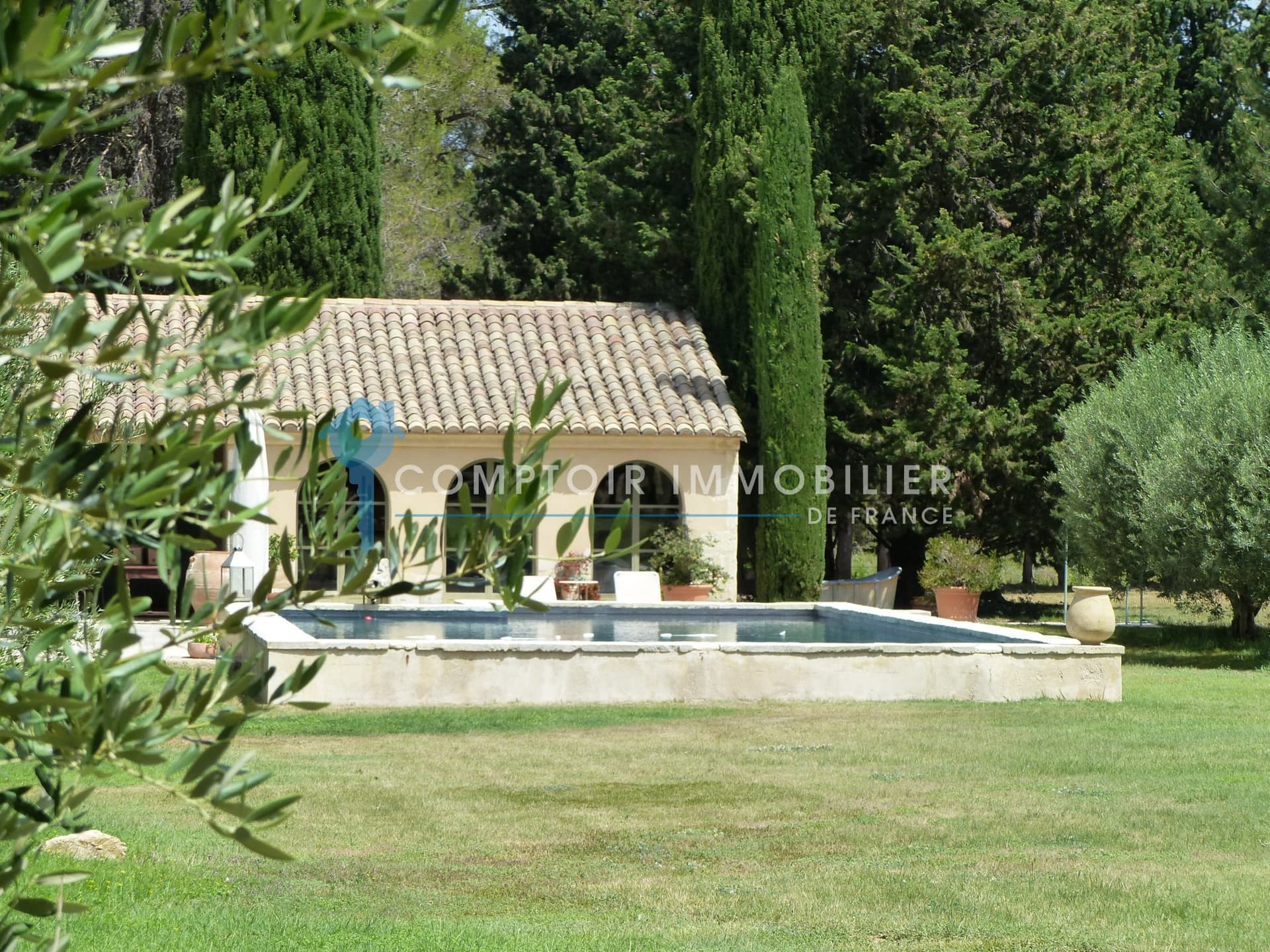 Charming 18th Century Farmhouse With Pool And Caretaker's House 4