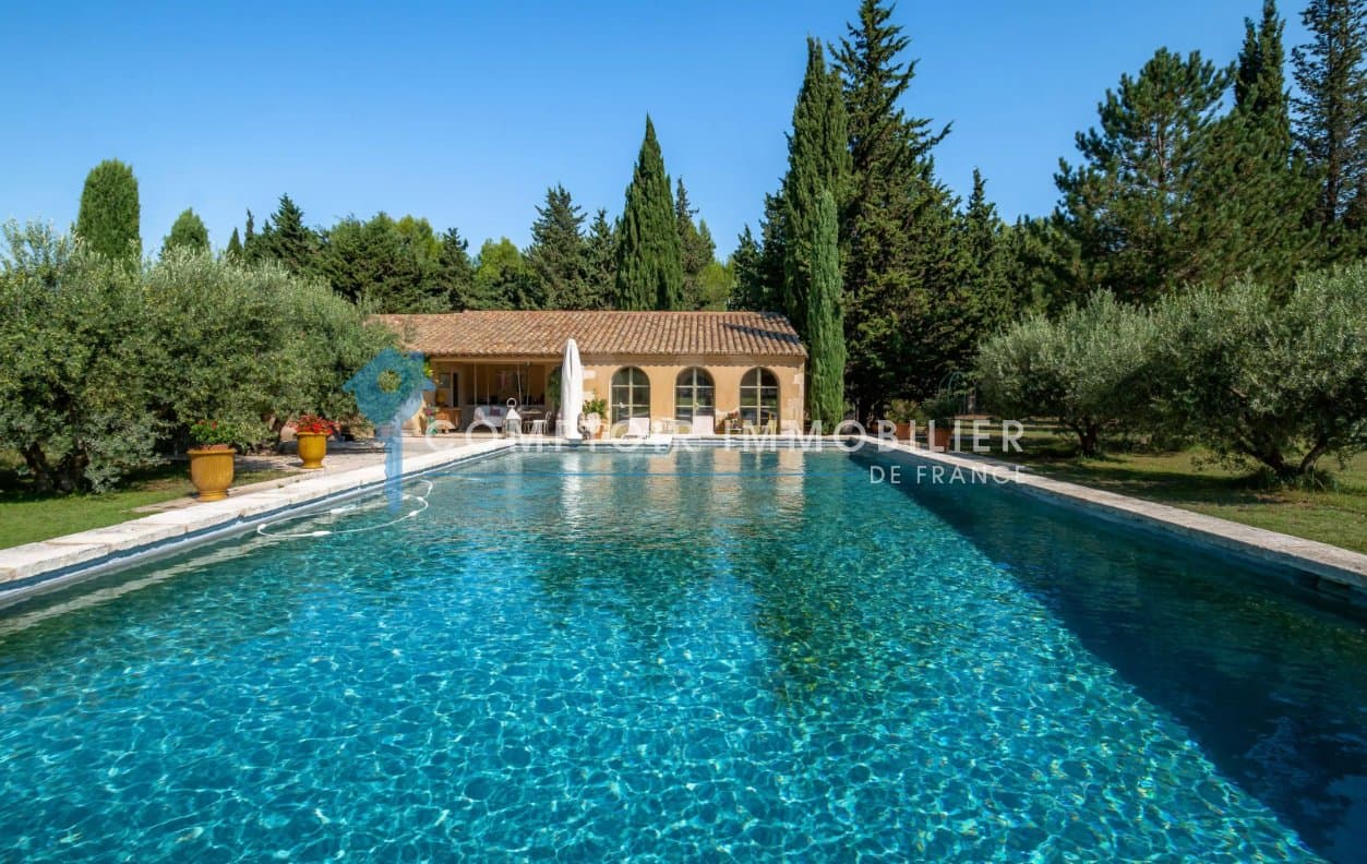Charming 18th Century Farmhouse With Pool And Caretaker's House 5