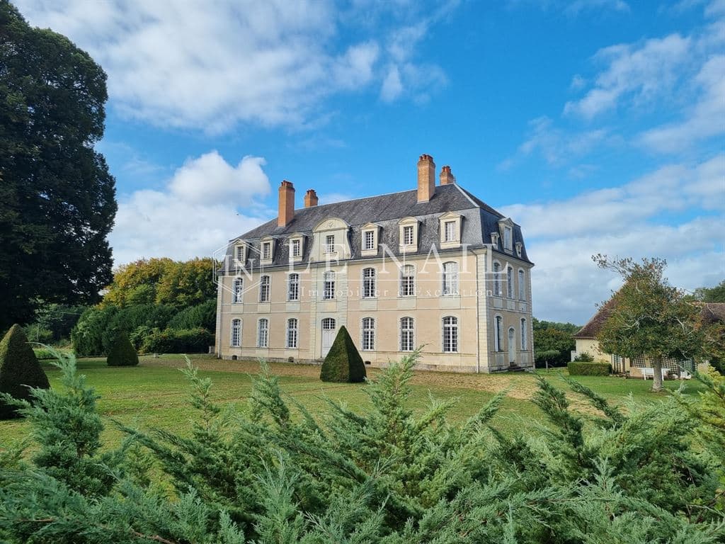 Historic Castle with Moat and Extensive Grounds in Sarthe 2