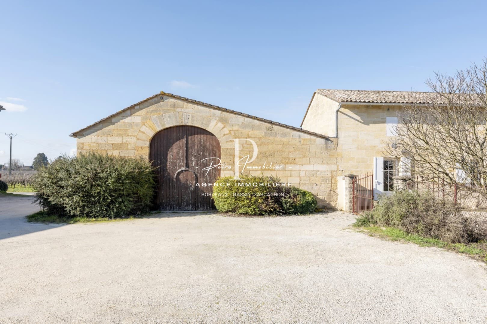 Spacious Castle With 6 Bedrooms in Saint-Émilion 4