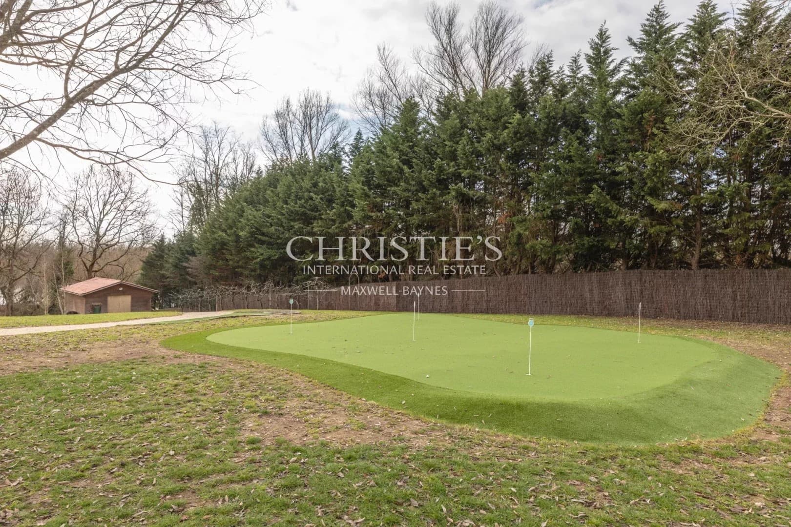 Exquisite Château with Pool and Golf Course Near Saint-Émilion 5