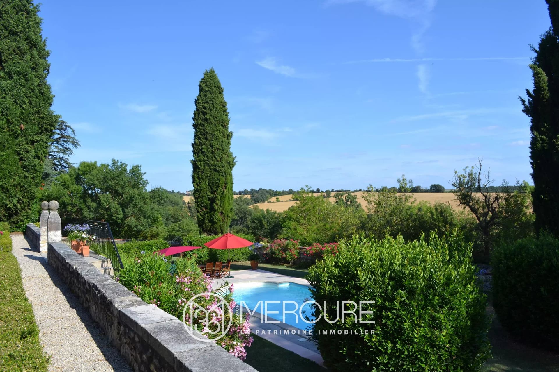 Elegant 18th Century Château With Heated Pool And Guest House 2