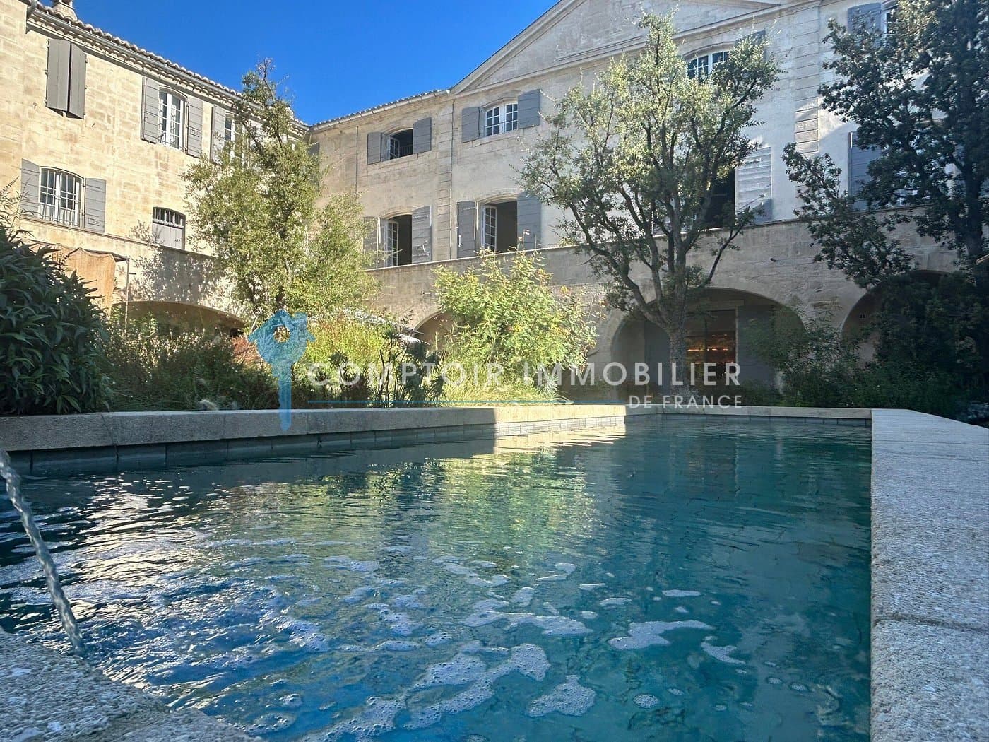 Exceptional Private Mansion With 11 Suites And Landscaped Garden 2
