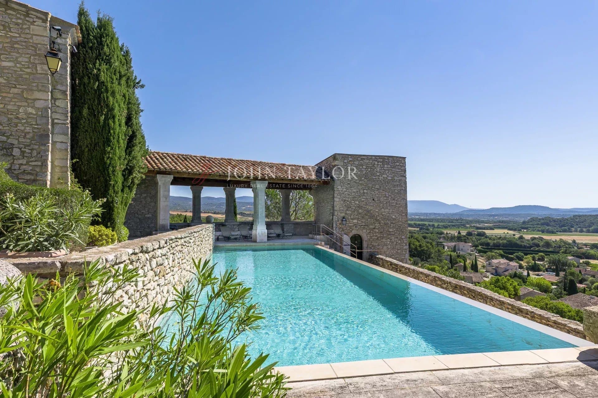 Renovated 12th Century Templar Commandery With Infinity Pool