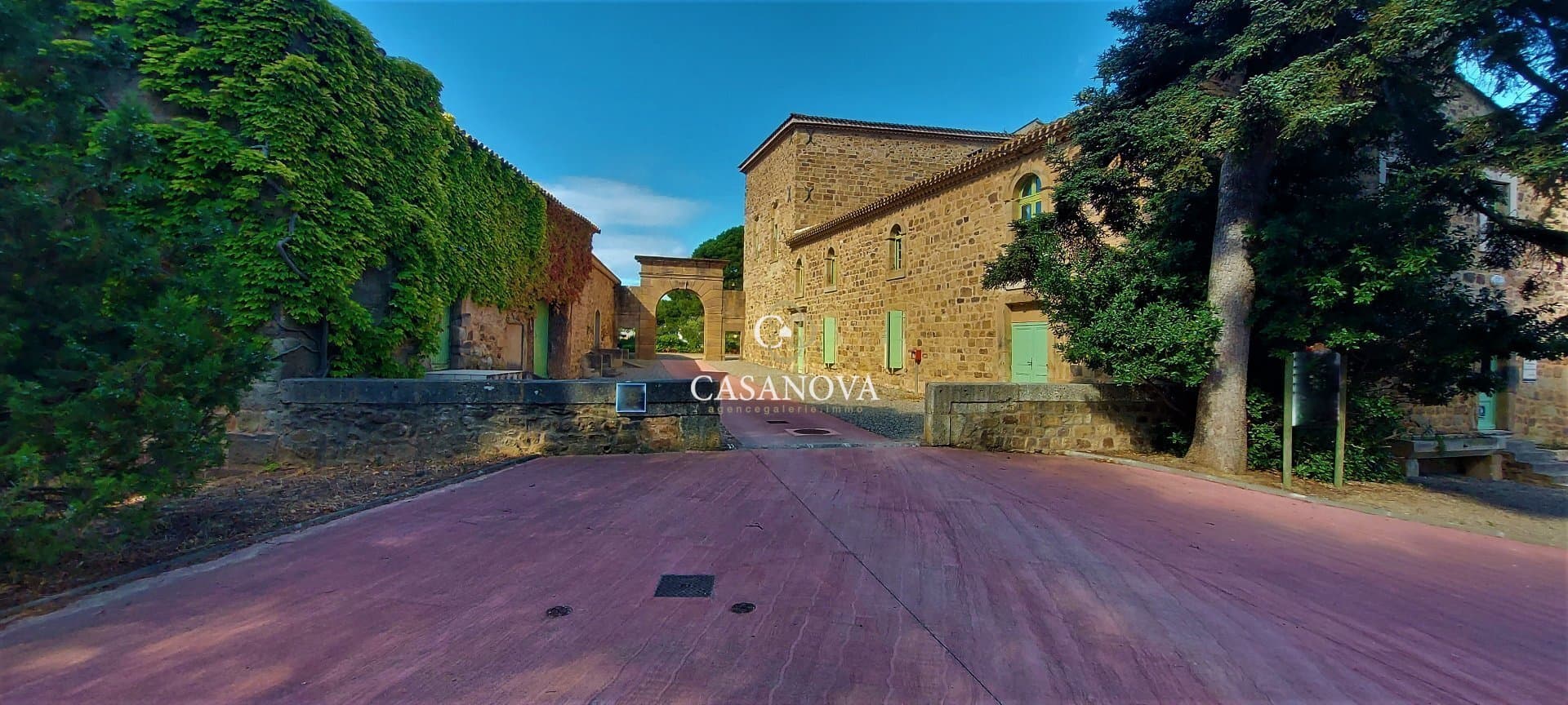 Unique Château With Reception Facilities And 3 Hectares Of Parkland 5