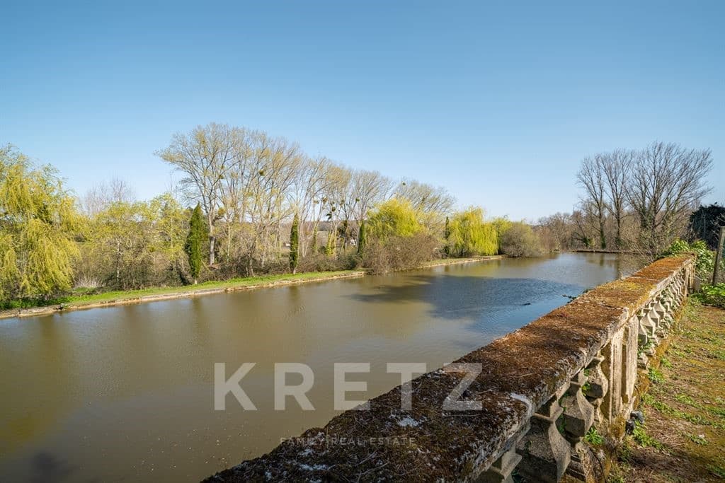 Spacious Castle With Swimming Pool And Terrace 4