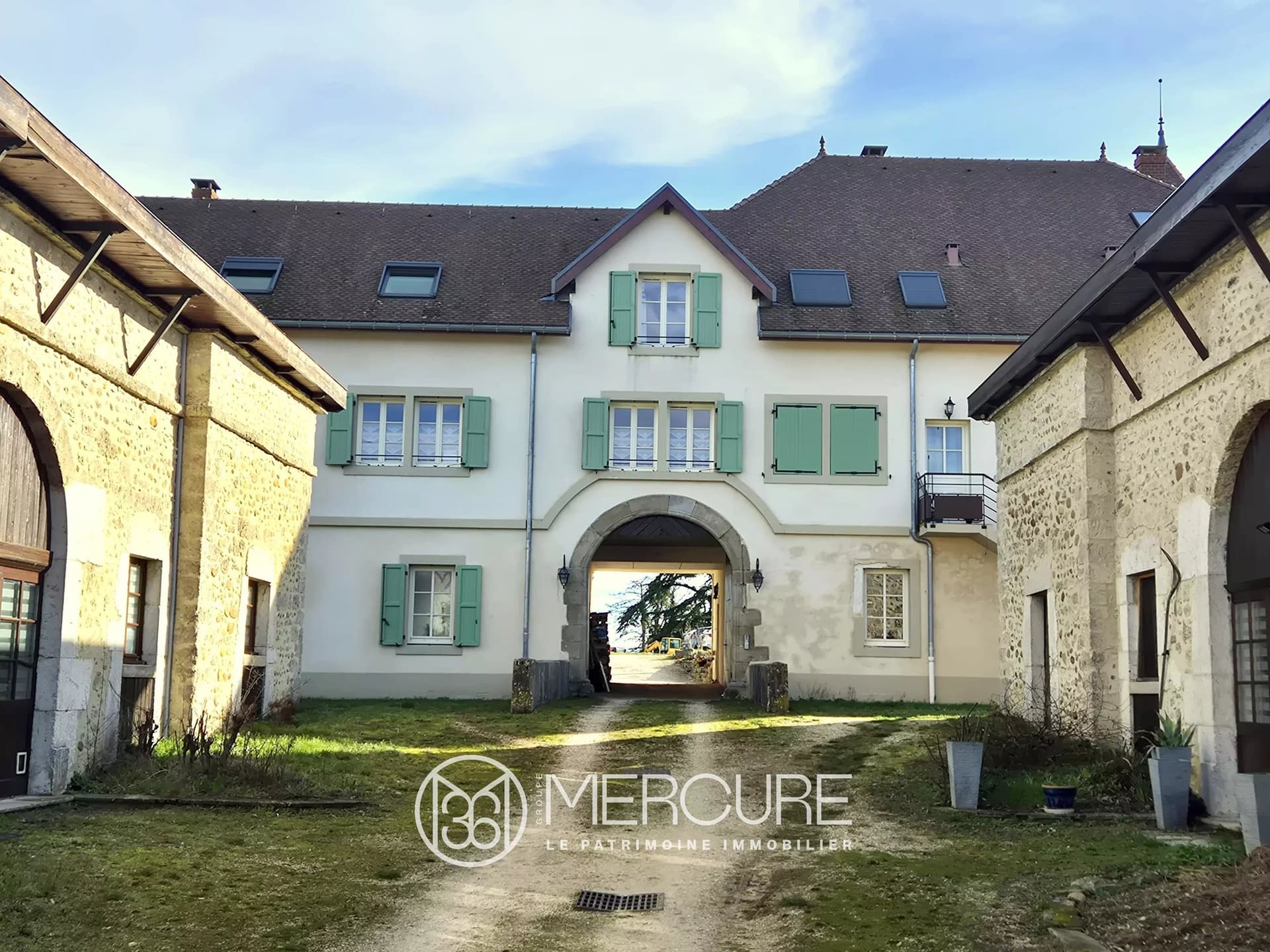 Elegant Château With Panoramic Views And Modern Comforts — Château for sale in France