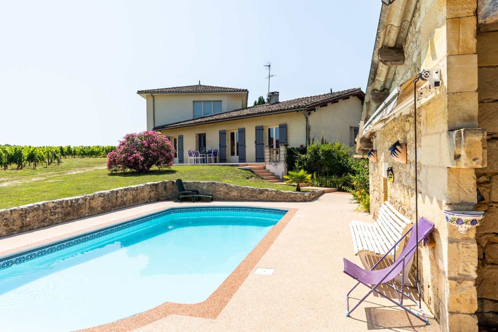 Castle 200 Sqm 5 Bedrooms 4