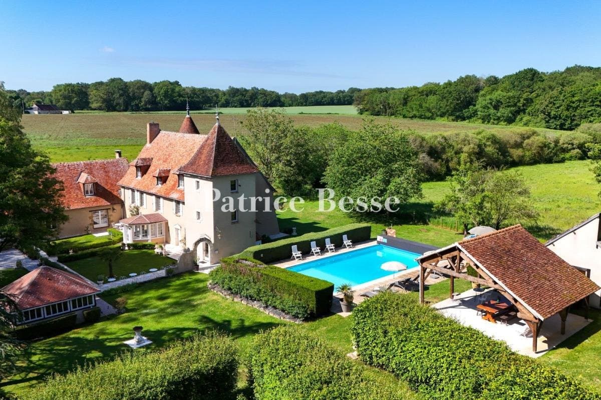 Renovated 16th Century Manor With Heated Pool And Garden 3