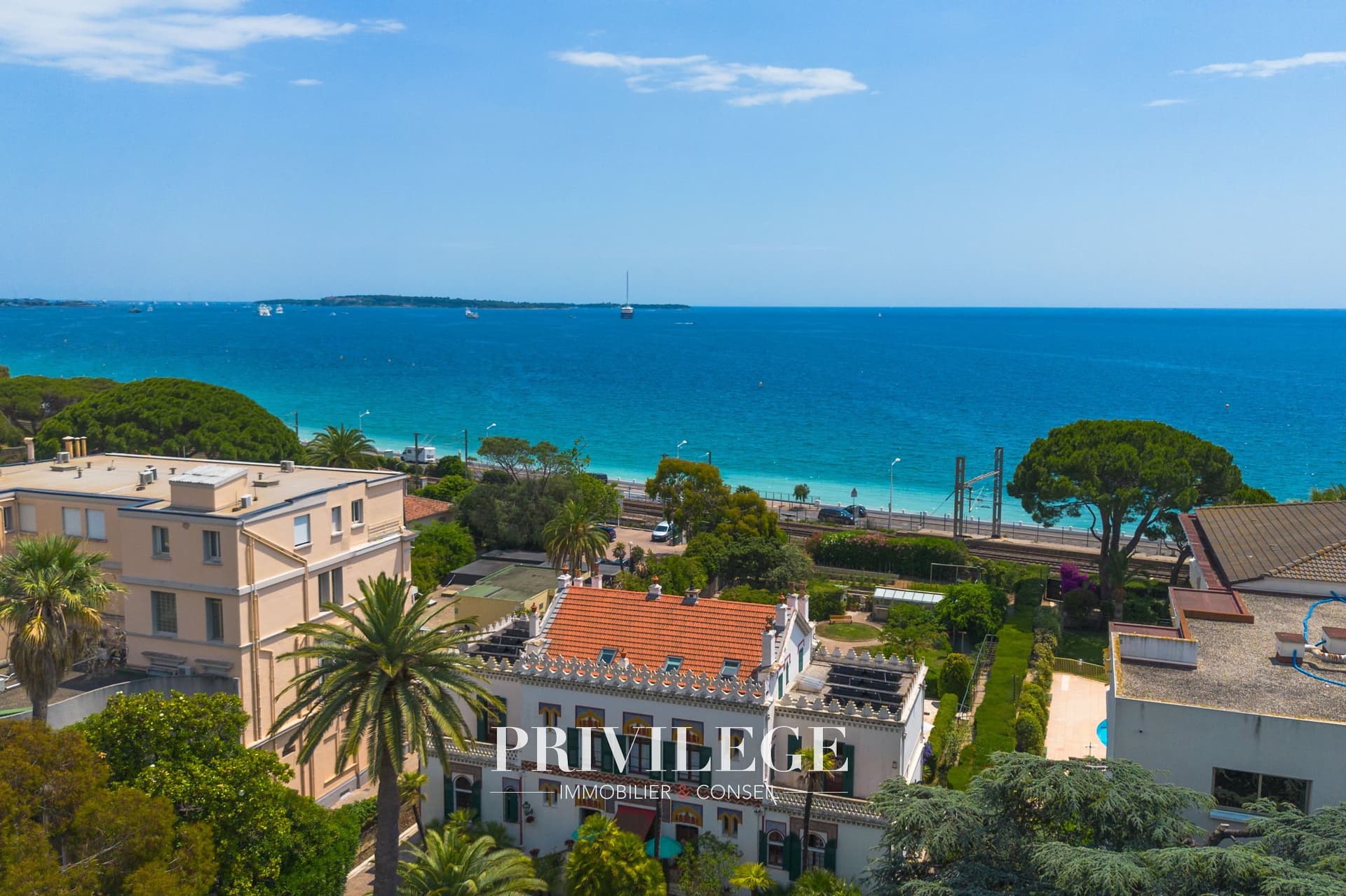 Historic Villa Belle Rive with Pool and Caretaker’s House 4