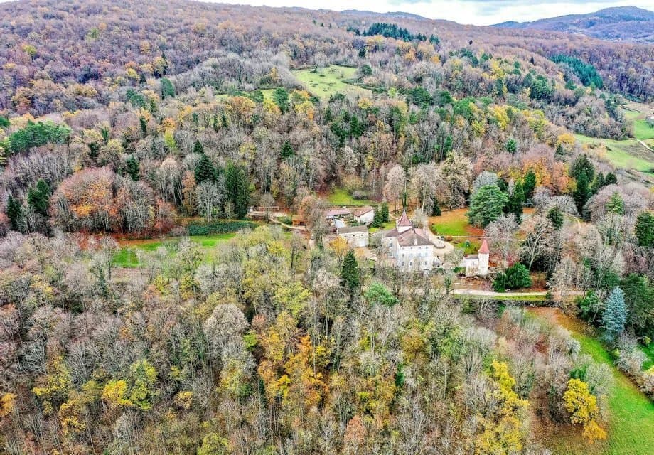 Exceptional 16th Century Château With Extensive Parkland 3